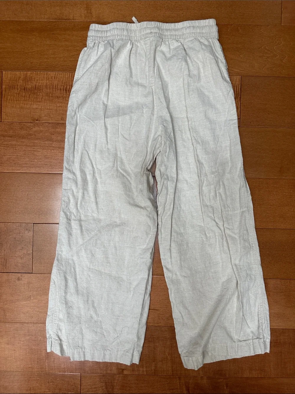 Relaxed Linen-Blend Drawstring Pants in Light Beige